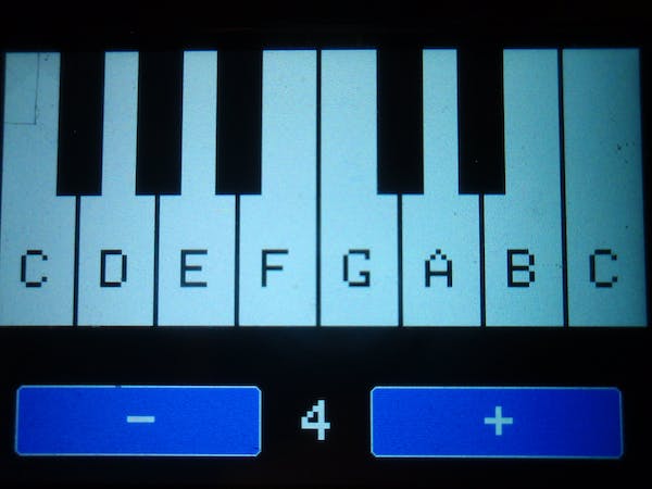 Piano con pantalla táctil © GPL3+